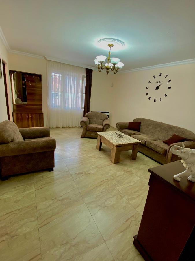 Family Home Batumi Exterior photo